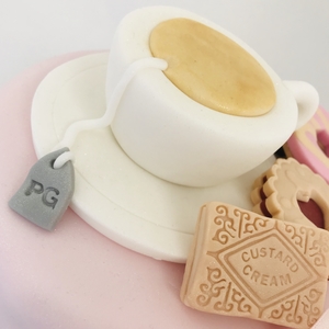 tea and biscuits cake class 3