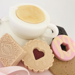 tea and biscuits cake class 4